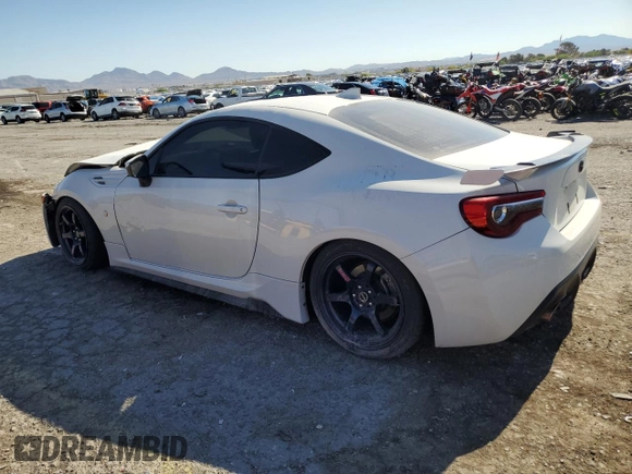 2018 Toyota 86 GT z VIN JF1ZNAE1XJ9700563, wystawiony jako Copart lot #56340975 z przebiegiem 59 482 mil mil oraz Szkoda całkowita • Salvage title. Historia ofert i sprzedaży dostępna na DreamBid. Obrazek 2.
