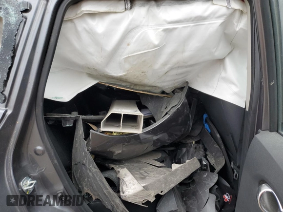 2018 Nissan Note SV with VIN 3N1CE2CP9JL361222, listed as a Copart auction lot 55271605 with Not provided miles and Salvage title. Bid and sale history available at DreamBid. Image 11.