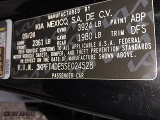 2025 Kia K4 LXS with VIN 3KPFT4DE5SE024528, listed as a IAAI auction lot 40973512 with 194 mi miles. Bid and sale history available at carsss.com. Image 9.