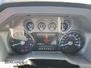 2016 Ford F-250 Lariat z VIN 1FT7W2BT6GEB60509, wystawiony jako Copart lot #46490975 z przebiegiem 162 282 mil mil oraz Szkoda całkowita • Salvage title. Historia ofert i sprzedaży dostępna na DreamBid. Obrazek 9.