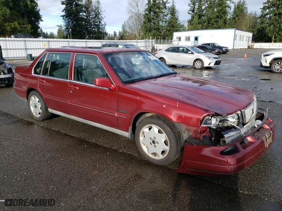 1996 Volvo 960 with VIN YV1KS9603T1085942, listed as a Copart auction lot 81546584 with NaN miles and Salvage Title. Bid and sale history available at carsss.com. Image 4.