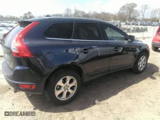 2013 Volvo XC60 3.2L with VIN YV4952DL0D2383907, listed as a IAAI auction lot 41844738 with 94,982 mi miles. Bid and sale history available at carsss.com. Image 4.