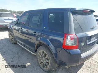 2008 Land Rover LR2 HSE with VIN SALFR24N78H084888, listed as a IAAI auction lot 41873136 with 195,980 mi miles and . Bid and sale history available at DreamBid. Image 3.