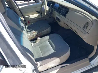 2009 Ford Police Interceptor с VIN 2FAHP71V79X138687, выставлен на аукционе IAAI как лот 41750117 с пробегом Не указан миль и . История ставок и продаж доступна на DreamBid. Изображение 5.