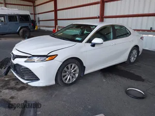 2020 Toyota Camry LE with VIN 4T1C11AK9LU935025, listed as a IAAI auction lot 42054033 with 63,814 mi miles and . Bid and sale history available at carsss.com. Image 17.