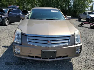 2008 Cadillac SRX RWD z VIN 1GYEE637780164161, wystawiony jako Copart lot #59238545 z przebiegiem 93 717 mil mil oraz Czysty tytuł • Clean title. Historia ofert i sprzedaży dostępna na DreamBid. Obrazek 5.