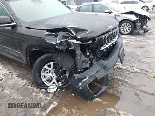 2022 Jeep Grand Cherokee Limited with VIN 1C4RJHBG1N8553262, listed as a IAAI auction lot 41511225 with 59,251 mi miles and . Bid and sale history available at DreamBid. Image 6.