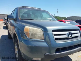 2008 Honda Pilot EX-L with VIN 5FNYF28528B005422, listed as a IAAI auction lot 41979674 with 142,686 mi miles. Bid and sale history available at carsss.com. Image 1.