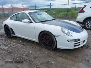 2007 Porsche 911 Carrera S z VIN WP0AB29987S731348, wystawiony jako IAAI lot #42311842 z przebiegiem 73 162 mil mil oraz . Historia ofert i sprzedaży dostępna na DreamBid. Obrazek 1.