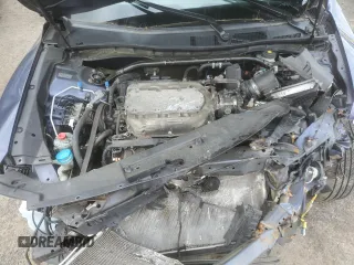 2012 Honda Crosstour EX-L z VIN 5J6TF2H54CL005738, wystawiony jako Copart lot #56639925 z przebiegiem 177 763 mil mil oraz Szkoda całkowita • Salvage title. Historia ofert i sprzedaży dostępna na DreamBid. Obrazek 12.
