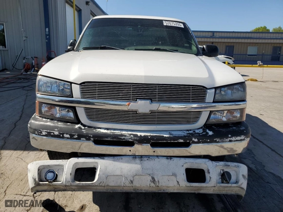 2004 Chevrolet Silverado 1500 LS with VIN 1GCEC19V54Z102350, listed as a Copart auction lot 52875355 with 155,334 mi miles and Salvage Title. Bid and sale history available at carsss.com. Image 5.