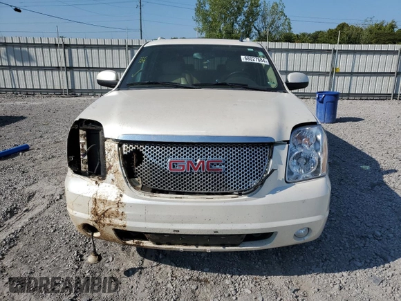 2012 GMC Yukon XL Denali with VIN 1GKS1MEF2CR319365, listed as a Copart auction lot 42214225 with 194,473 mi miles and Clean Title. Bid and sale history available at carsss.com. Image 5.