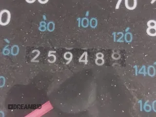1997 Geo Prizm z VIN 1Y1SK526XVZ406366, wystawiony jako IAAI lot #41409191 z przebiegiem 259 489 mil mil oraz . Historia ofert i sprzedaży dostępna na DreamBid. Obrazek 7.