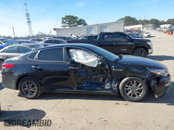 2019 Kia Optima LX with VIN 5XXGT4L31KG357854, listed as a IAAI auction lot 41458399 with 167,500 mi miles. Bid and sale history available at carsss.com. Image 13.