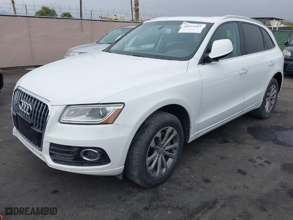 2016 Audi Q5 Premium with VIN WA1C2AFP9GA018285, listed as a IAAI auction lot 40931565 with 68,743 mi miles. Bid and sale history available at carsss.com. Image 2.