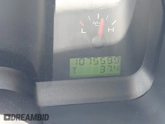 2006 Ford F-150 STX with VIN 1FTRX14W96FA29414, listed as a IAAI auction lot 41997964 with 107,559 mi miles. Bid and sale history available at carsss.com. Image 7.