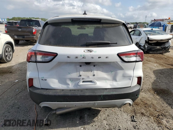 2022 Ford Escape SE z VIN 1FMCU0G63NUB40275, wystawiony jako Copart lot #52416065 z przebiegiem 17 472 mil mil oraz Szkoda całkowita • Salvage title. Historia ofert i sprzedaży dostępna na DreamBid. Obrazek 6.
