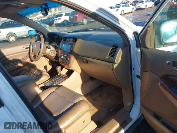 2006 Acura MDX with VIN 2HNYD18296H528721, listed as a IAAI auction lot 41206117 with 164,332 mi miles. Bid and sale history available at carsss.com. Image 5.