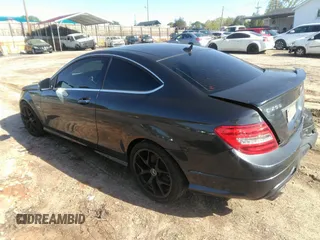 2014 Mercedes-Benz C 250 с VIN WDDGJ4HB0EG255759, выставлен на аукционе IAAI как лот 41967935 с пробегом 146 275 миль миль и . История ставок и продаж доступна на DreamBid. Изображение 3.