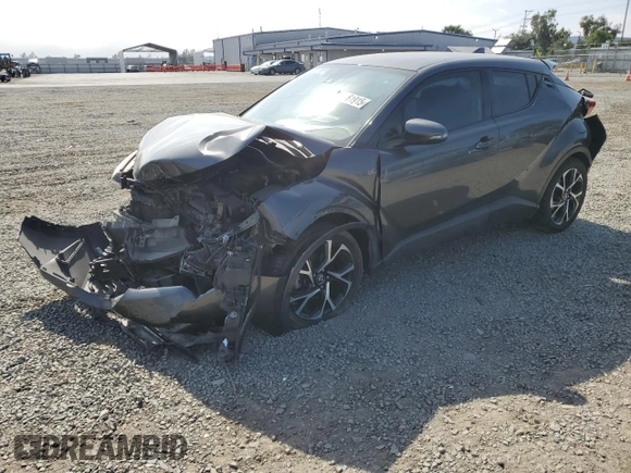 2018 Toyota C-HR XLE with VIN NMTKHMBX9JR011420, listed as a Copart auction lot 60361915 with 138,187 mi miles and Salvage title. Bid and sale history available at DreamBid. Image 1.