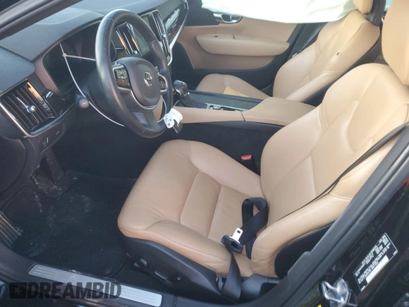 2017 Volvo S90 Momentum with VIN YV1102AK0H1006431, listed as a Copart auction lot 86721774 with 109,364 mi miles and Salvage Title. Bid and sale history available at carsss.com. Image 7.