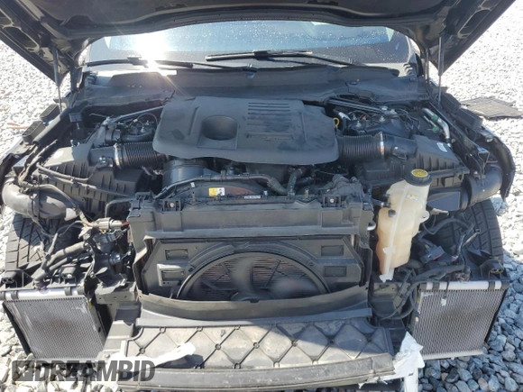 2020 Land Rover Range Rover HSE z VIN SALGS2RU4LA567748, wystawiony jako Copart lot #56353605 z przebiegiem 54 595 mil mil oraz Szkoda całkowita • Salvage title. Historia ofert i sprzedaży dostępna na DreamBid. Obrazek 12.