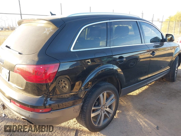 2011 Audi Q7 Premium Plus z VIN WA1LGAFE3BD001487, wystawiony jako IAAI lot #40951163 z przebiegiem 168 570 mil mil oraz . Historia ofert i sprzedaży dostępna na DreamBid. Obrazek 4.