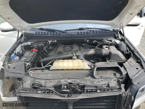 2020 Lincoln Navigator L Reserve with VIN 5LMJJ3LT5LEL06989, listed as a Copart auction lot 69583344 with 31,688 mi miles and Salvage Title. Bid and sale history available at carsss.com. Image 14.