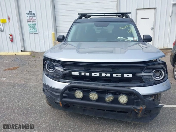 2022 Ford Bronco Sport Outer Banks with VIN 3FMCR9C61NRD96787, listed as a IAAI auction lot 42019196 with 44,385 mi miles. Bid and sale history available at carsss.com. Image 12.