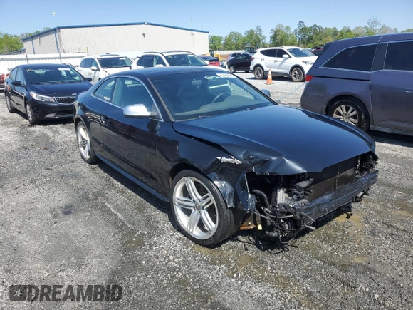 2013 Audi S5 Premium Plus z VIN WAUCGAFR9DA072333, wystawiony jako Copart lot #52489985 z przebiegiem 104 663 mil mil oraz Szkody całkowita. Historia ofert i sprzedaży dostępna na DreamBid. Obrazek 4.