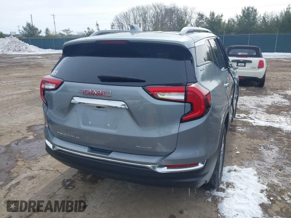 2024 GMC Terrain SLT with VIN 3GKALVEG1RL171374, listed as a IAAI auction lot 41567128 with 21,343 mi miles and . Bid and sale history available at DreamBid. Image 4.