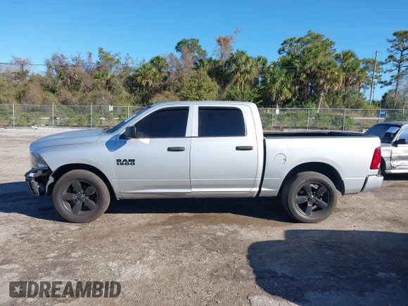 2018 Ram 1500 Express with VIN 1C6RR6KG0JS284186, listed as a IAAI auction lot 41599709 with 147,981 mi miles and . Bid and sale history available at DreamBid. Image 14.
