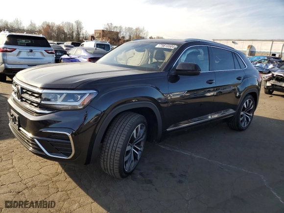 2021 Volkswagen Atlas Cross Sport 3.6L V6 SEL with VIN 1V2SE2CAXMC212580, listed as a Copart auction lot 79610504 with 47,071 mi miles and Salvage Title. Bid and sale history available at carsss.com. Image 1.