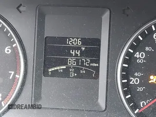 2013 Volkswagen Jetta SE with VIN 3VWDX7AJ2DM384537, listed as a IAAI auction lot 41548219 with 86,172 mi miles and . Bid and sale history available at DreamBid. Image 15.