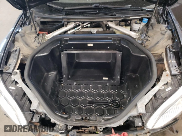 2014 Tesla Model S 60 with VIN 5YJSA1H14EFP53113, listed as a Copart auction lot 69430934 with 116,970 mi miles and Non repairable. Bid and sale history available at DreamBid. Image 12.