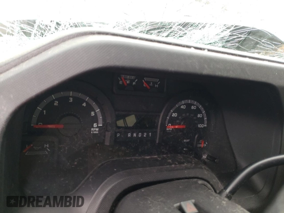 2012 Ford Econoline Passenger XL z VIN 1FBNE3BL2CDA98465, wystawiony jako Copart lot #51653395 z przebiegiem Nie podano mil oraz Czysty tytuł • Clean title. Historia ofert i sprzedaży dostępna na DreamBid. Obrazek 9.