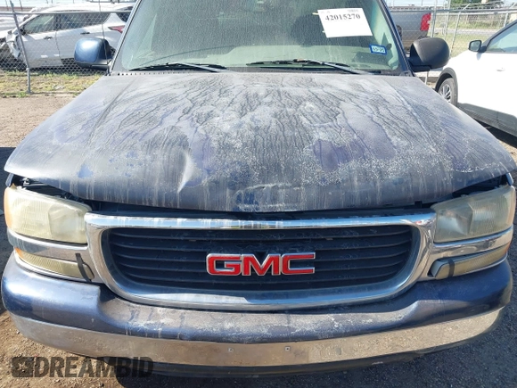 2003 GMC Yukon SLT with VIN 1GKEC13V13R212713, listed as a IAAI auction lot 42015270 with 1 mi miles. Bid and sale history available at carsss.com. Image 6.