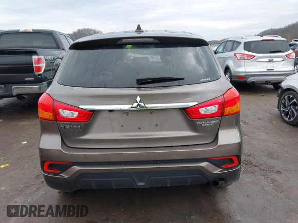 2019 Mitsubishi Outlander ES z VIN JA4AR3AU8KU032942, wystawiony jako IAAI lot #41018878 z przebiegiem 102 263 mil mil oraz . Historia ofert i sprzedaży dostępna na DreamBid. Obrazek 17.