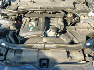 2013 BMW 3 Series 328i с VIN WBADW7C57DE732552, выставлен на аукционе IAAI как лот 43060098 с пробегом 72 374 миль миль и . История ставок и продаж доступна на DreamBid. Изображение 18.