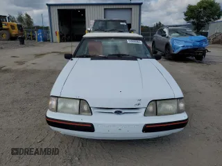 1989 Ford Mustang with VIN 1FABP44A5KF214843, listed as a Copart auction lot 74890984 with 65,601 mi miles and Clean title. Bid and sale history available at DreamBid. Image 5.