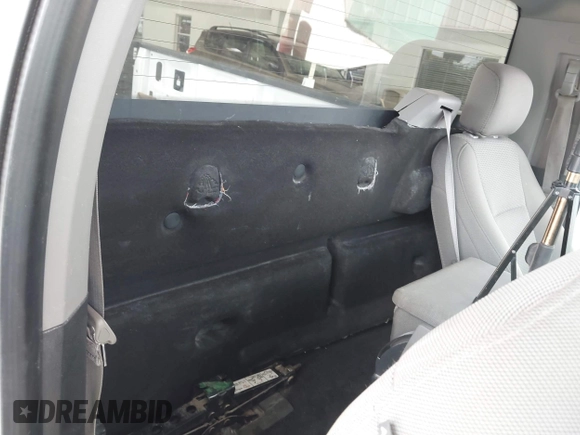 2018 Ford F-150 XL with VIN 1FTMF1CP7JKE12307, listed as a IAAI auction lot 42722428 with 228,606 mi miles and . Bid and sale history available at DreamBid. Image 8.