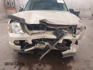 2005 Ford Explorer Limited с VIN 1FMDU75W05ZA24471, выставлен на аукционе IAAI как лот 42312449 с пробегом 151 392 миль миль и . История ставок и продаж доступна на DreamBid. Изображение 6.