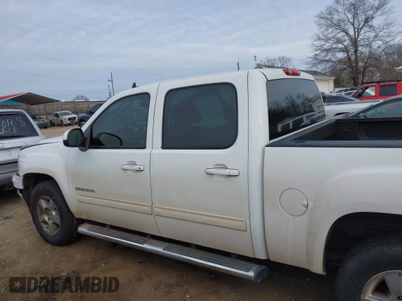 2010 GMC Sierra 1500 SLT z VIN 3GTRCWE00AG287606, wystawiony jako IAAI lot #41406243 z przebiegiem 218 866 mil mil oraz . Historia ofert i sprzedaży dostępna na DreamBid. Obrazek 15.