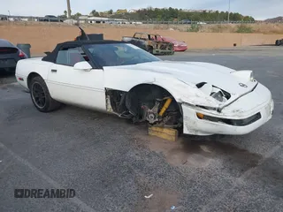 1991 Chevrolet Corvette with VIN 1G1YY3385M5103947, listed as a IAAI auction lot 41116327 with Not provided miles and . Bid and sale history available at DreamBid. Image 1.