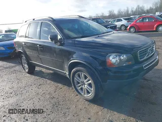 2011 Volvo XC90 I6 with VIN YV4952CY6B1578426, listed as a IAAI auction lot 41682870 with 203,012 mi miles. Bid and sale history available at carsss.com. Image 1.