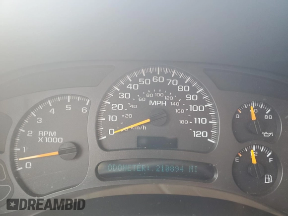 2004 GMC Yukon SLT with VIN 1GKEC13Z84R184817, listed as a Copart auction lot 77878074 with 210,894 mi miles and Clean Title. Bid and sale history available at carsss.com. Image 9.