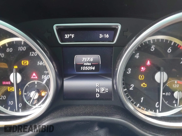 2014 Mercedes-Benz GL-Class GL 550 with VIN 4JGDF7DE1EA274612, listed as a IAAI auction lot 41710174 with 105,094 mi miles. Bid and sale history available at carsss.com. Image 15.