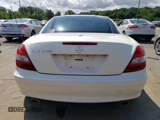2007 Mercedes-Benz SLK-Class 3.0L with VIN WDBWK54F17F134263, listed as a Copart auction lot 63524744 with 64,006 mi miles and Non Repairable. Bid and sale history available at carsss.com. Image 6.