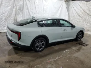 2025 Kia K4 LXS with VIN 3KPFT4DE3SE006531, listed as a Copart auction lot 52999835 with 9,347 mi miles and Clean Title. Bid and sale history available at carsss.com. Image 3.