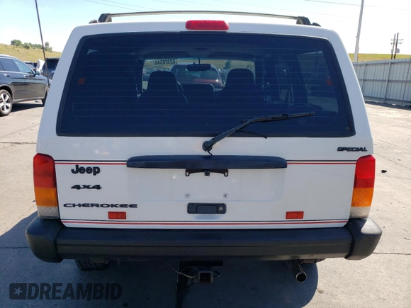 2000 Jeep Cherokee SE with VIN 1J4FF28S7YL257350, listed as a Copart auction lot 62320544 with 197,887 mi miles and Clean Title. Bid and sale history available at carsss.com. Image 6.